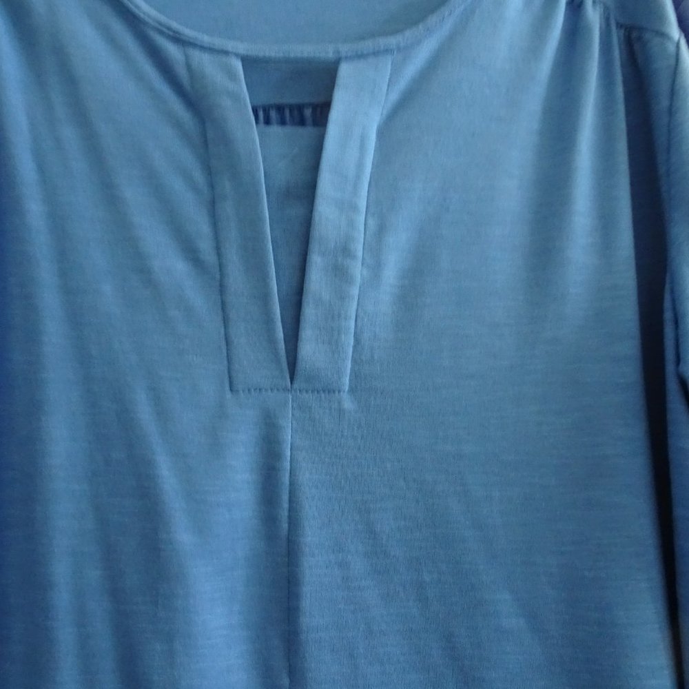 N Touch Women's Size XL Royal Blue Knit Top-NWT-Plus Size-L. Sleeve - Picture 3 of 7